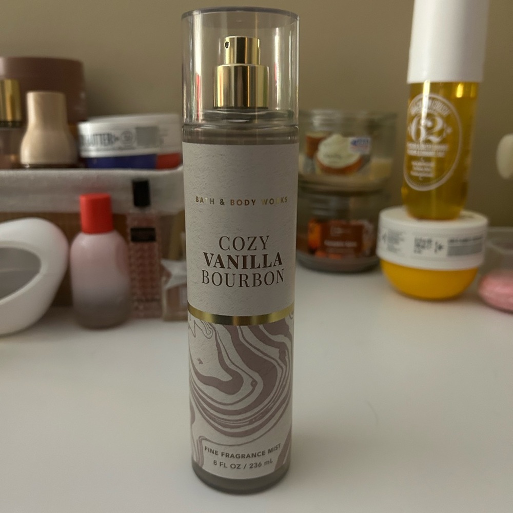 Bath and Body Works Cozy Vanilla Bourbon